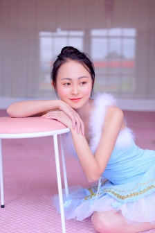 一个女儿四个爸爸